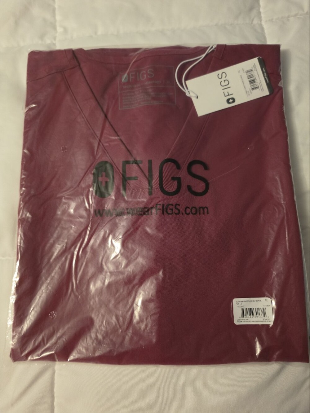 Figs Women's Casma Cranberry Top